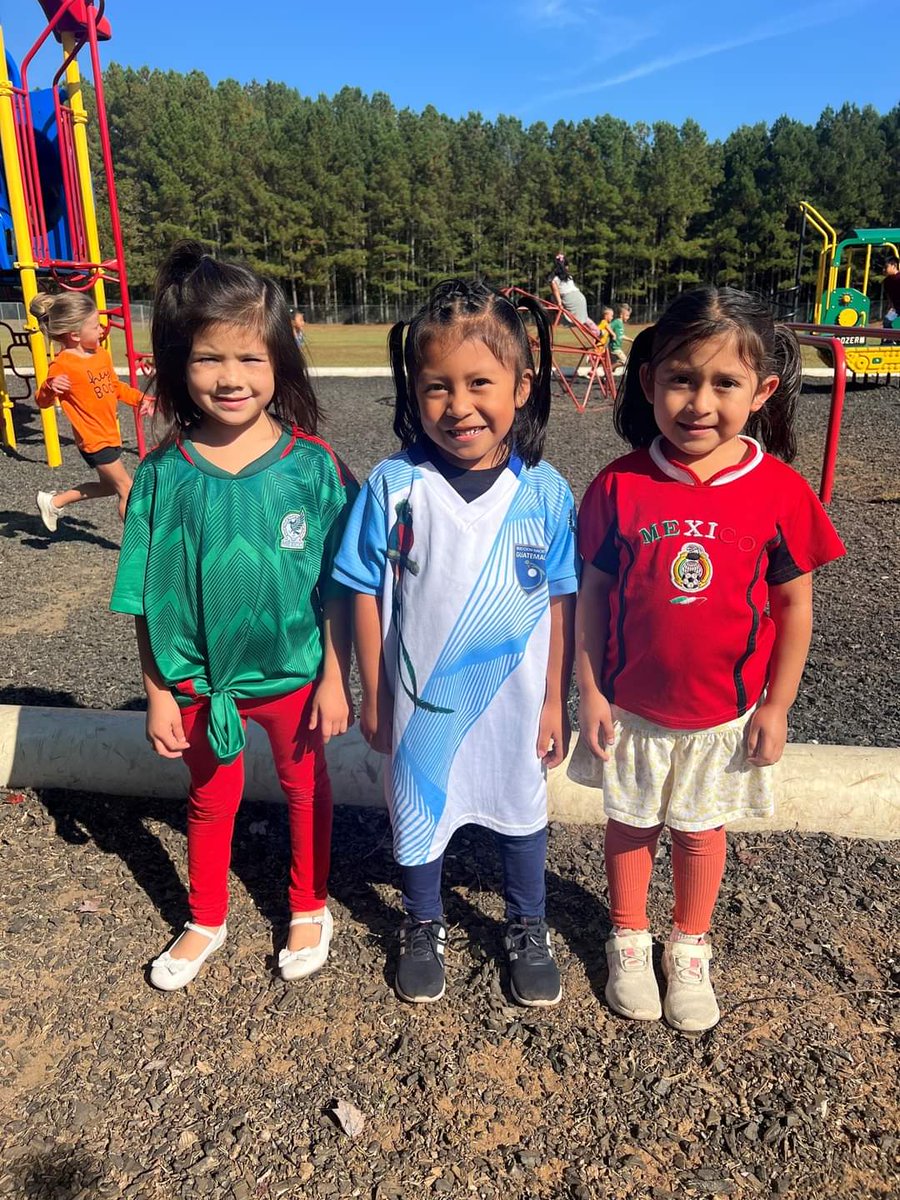 RMMES_STEM's tweet photo. RMMES students and teachers embraced celebrating Hispanic Heritage Month today.  We saw some beautiful traditional clothing, sports team jerseys with favorite players, colors, and accessories. Thank you for celebrating with us! https://t.co/EpkJjj636O