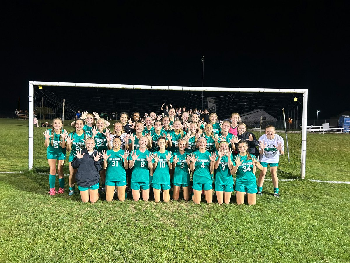 wbsoccerladies's tweet photo. Your 2023 EBC Champions! #10Peat https://t.co/vEzR4KdiyL