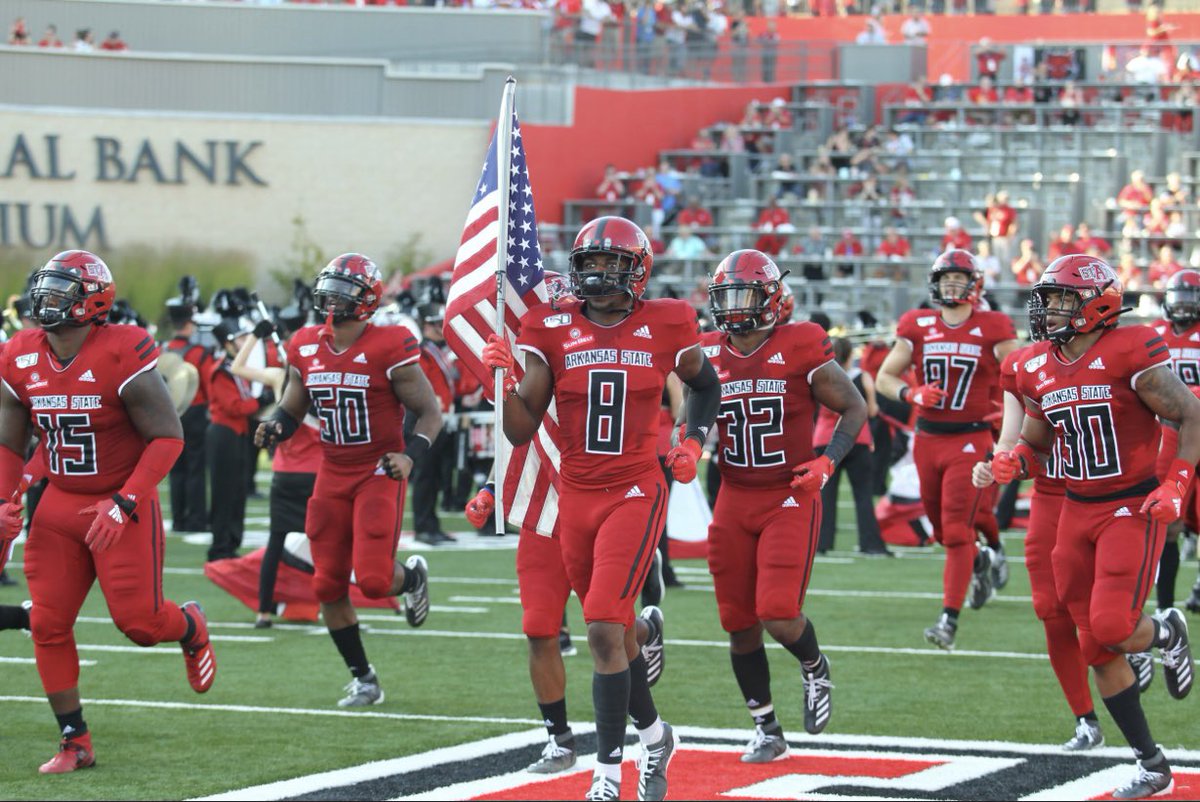 After a great phone call with @CoachReynolds81 I am very blessed and grateful to have received my first Division 1 offer to Arkansas State. @AStateFB @CoachAaronTerry @CoachStrohmeier