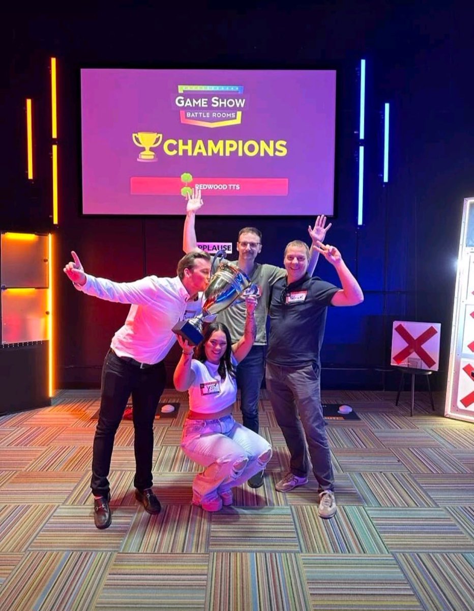 In the lead up to #SitecoreDX and #SUGCON this week the Dataweavers USA team got together for some fun in Minneapolis. Some of our Aussie team got to join in on the fun too 😀

<a href="/Sitecore/">Sitecore</a> #SitecoreCommunity #sitecore