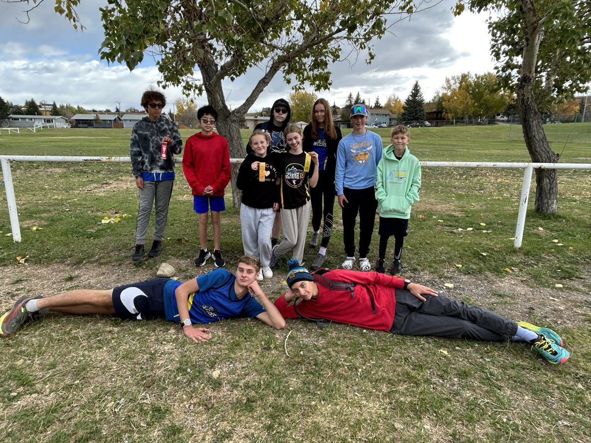 Had a blast coaching these kiddos. They all ran so well. #crosscountry #bleedblueandgold <a href="/WCCHS/">WCCHS</a>