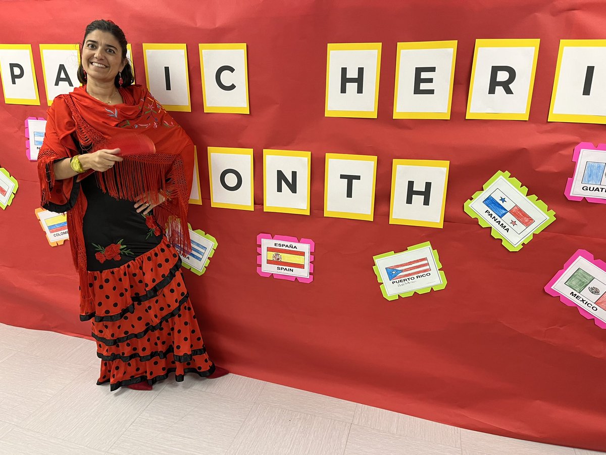 Ms.RodriguezPerez (@rodriguez_stag) on Twitter photo Nunca olvides tus raíces 🇪🇸 Be proud of your origin 🇪🇸 Celebrating our Hispanic Heritage Month🇪🇸 <a href="/HybridPrep/">Dallas Hybrid Preparatory</a> <a href="/TransformDISD/">Dallas ISD OTI Public School Choice</a> <a href="/dallasschools/">Dallas ISD</a> #HispanicHeritageMonth2023 Nunca olvides tus raíces 🇪🇸 Be proud of your origin 🇪🇸 Celebrating our Hispanic Heritage Month🇪🇸 <a href="/HybridPrep/">Dallas Hybrid Preparatory</a> <a href="/TransformDISD/">Dallas ISD OTI Public School Choice</a> <a href="/dallasschools/">Dallas ISD</a> #HispanicHeritageMonth2023