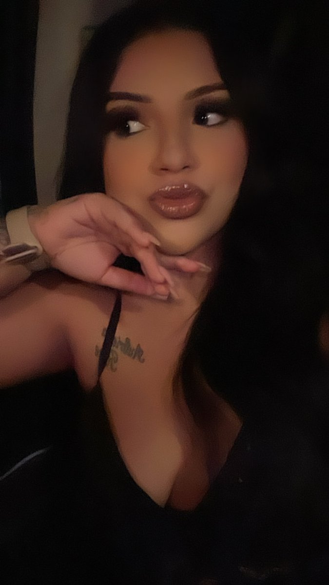 rxteee's tweet photo. ✌🏼✌🏼 https://t.co/ty6OXyFuFl