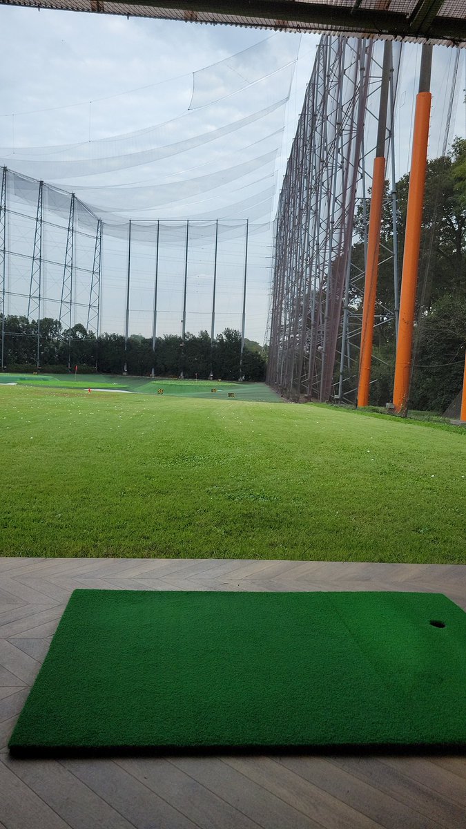 BrosisClub's tweet photo. 秋ですね〜涼しくなって練習しやすくなりました😁 https://t.co/fSw0vI5JWt