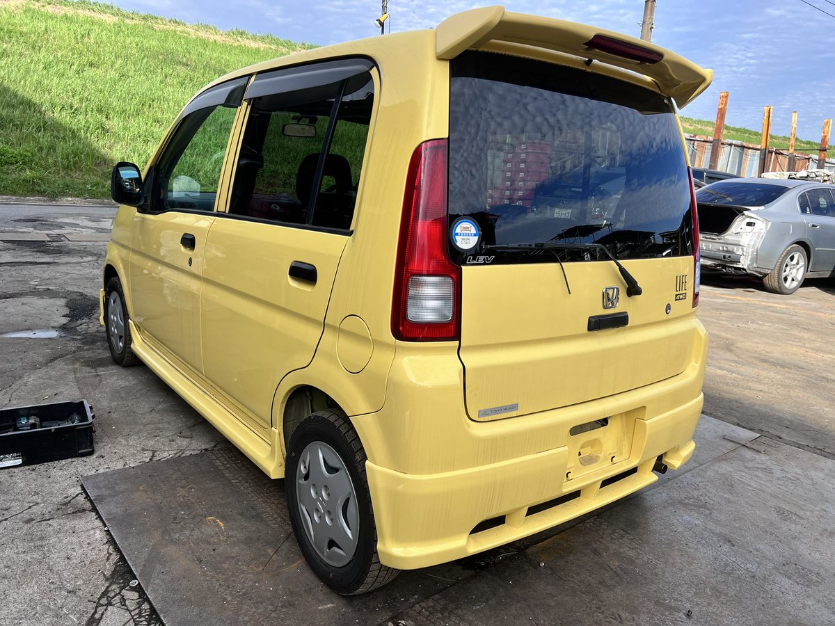 akabane_car's tweet image. 🚗解体車・パーツ取り車🚙

JB2 ホンダ ライフ

パーツ取り車になります。

お持ち込みありがとうございました🙇‍♂️

#jb2 #ホンダ #ライフ #解体車 #パーツ取り車 #赤羽カースチール