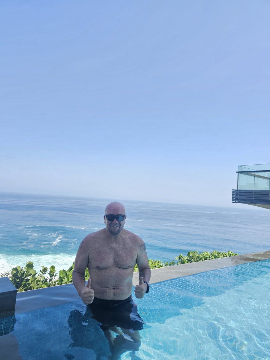 Paul tweet media