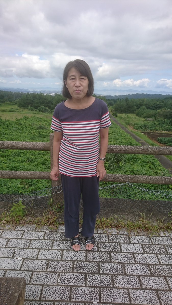 arakawa_tsutomu's tweet photo. ８月８日に米子市から松江市に向かっていた妻が行方不明になりました
荒川泰子　59歳   認知症あり
探しています
ショルダーバックにヘルプマークを付けています
見かけられた方はどんなささいな事でも結構ですのでご連絡下さい

連絡先　米子警察署生活安全課
ＴＥｌ     0859−33−0110
#拡散希望 https://t.co/LoikKt3r76