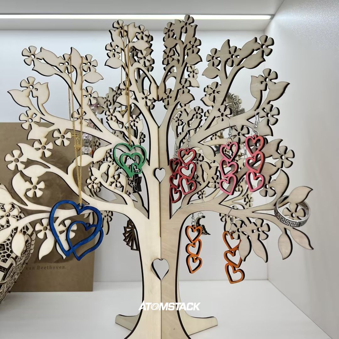 AtomStack's tweet image. Crafting Jewelry with AtomStack Laser Engraver: Heart-shaped Earrings and Necklace 💎✨ #JewelryMaking #ArtistryInMetal #AtomStackCreations #atomstack