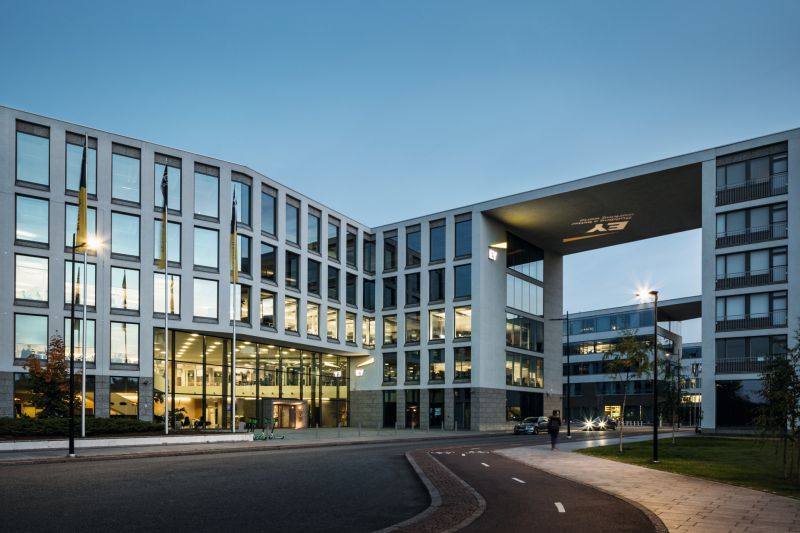 Union Investment (@unioninvestment) on Twitter photo Herzlich willkommen!! Die finnische Handelskammer bezieht in diesen Tagen ihr neues #Büro in unserem Gebäude Aallon Huippu in #Helsinki. <a href="/K3FIN/">Keskuskauppakamari</a> mietet 1.100 Quadratmeter der insgesamt 10.877 Quadratmeter. Wir freuen uns sehr über die neuen Mieter. 😀 Herzlich willkommen!! Die finnische Handelskammer bezieht in diesen Tagen ihr neues #Büro in unserem Gebäude Aallon Huippu in #Helsinki. <a href="/K3FIN/">Keskuskauppakamari</a> mietet 1.100 Quadratmeter der insgesamt 10.877 Quadratmeter. Wir freuen uns sehr über die neuen Mieter. 😀