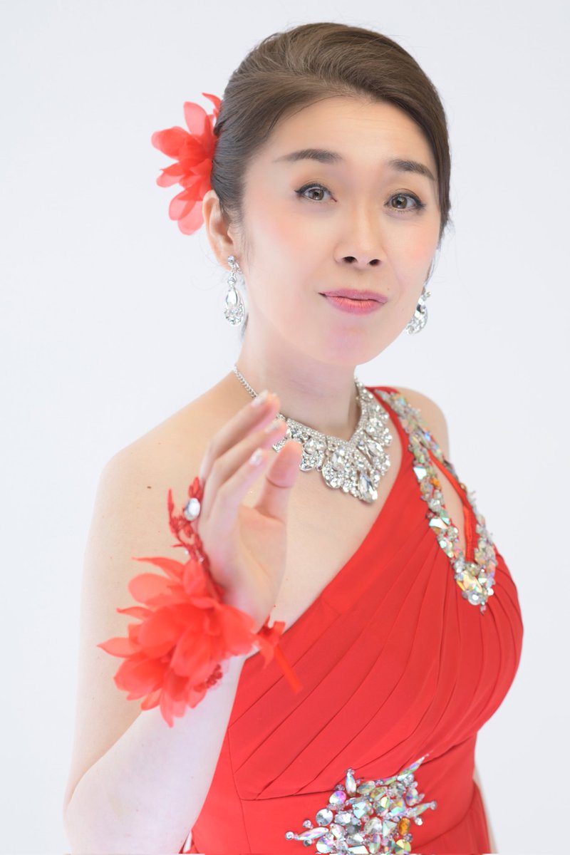 aikawahitomix's tweet photo. あいかわひとみの宣材写真も撮っていただいている朝妻さん。
写真を通して、朝妻さんの穏やかなお人柄が感じられて癒やされます☺️🖼💕
皆さまぜひ、足をお運び下さいませ🥰

#朝妻一洋 さん
#LEATHERTRAMPKITCHEN さん
#写真展 
#ハンバーガー https://t.co/TedAct8XIJ