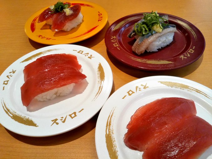 超ひさしぶりにスシローさん♪(  ◜ω◝  و)و"🐟🐟🐟
めばちマグロが100円!
天ぷらもおいしいです😋💗 