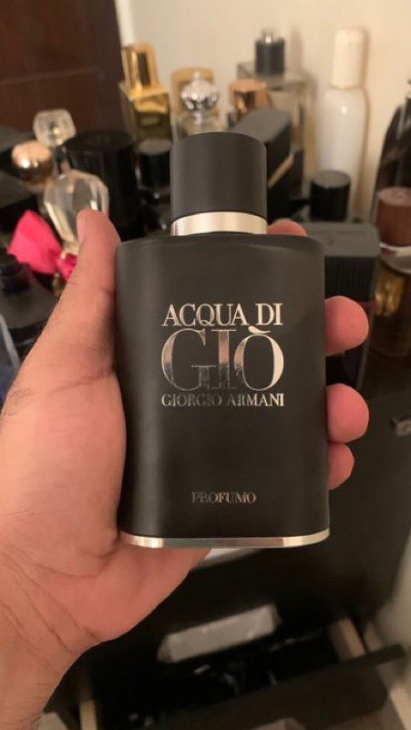 prof_parfum's tweet photo. 🚨🚨🚨🚨
عطور أصنفها ⭐️⭐️⭐️⭐️⭐️
هذي العطور جمعت كل شي حلو😍

جمال الرائحة💚
الأداء الممتاز✅
الجودة العالية👍🏻

السعر من 350 إلى 700 ريال
وميزتها لو أخذتها عمياني تطمن أنت أمام عطر يرضي أغلب الأذواق إن لم يكن الجميع
ولو تبي هدية مميزة لغالي 🎁 بتكون أحلى هدية❤️
#رابطة_عشاق_العطور https://t.co/P9odtNjort