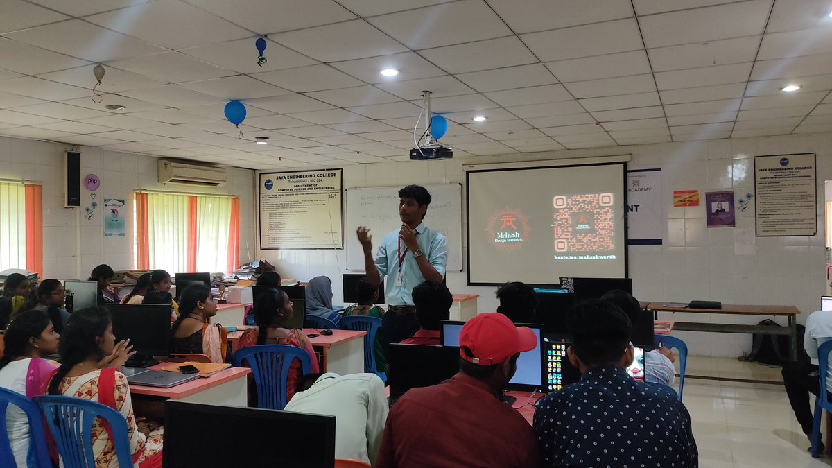 Gryffindor_W3's tweet photo. π Our Creative Designer @Maheshwaranoffl is currently sharing his expertise and insights, delving into the world of design and his extensive industry experience. π¨πΌβ¨
#UIUXWorkshop #DesignExpertise #gryffindor https://t.co/UTzBVzcqOJ