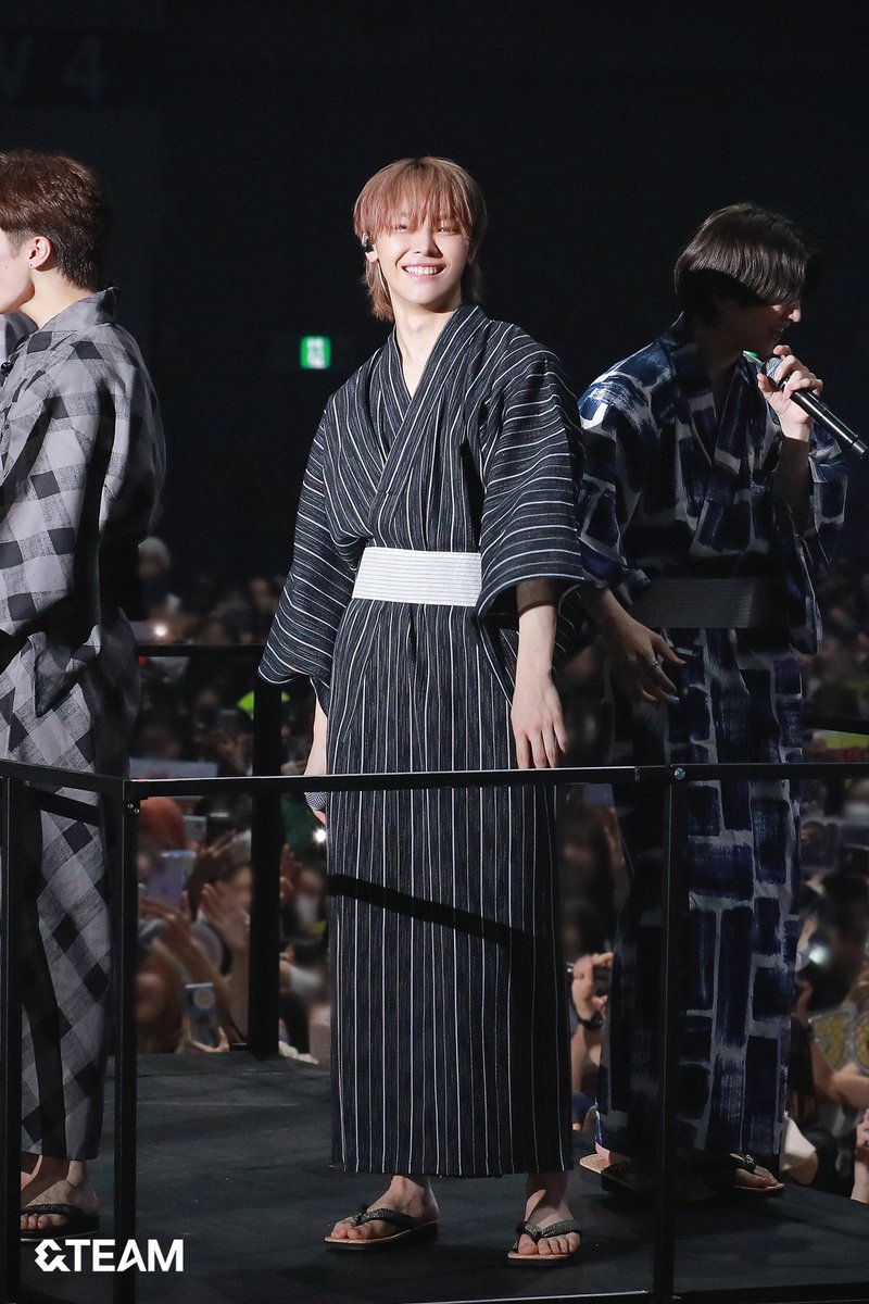 &TEAM 1st Anniversary [縁 DAY] in JAPAN Behind Photo #andTEAM