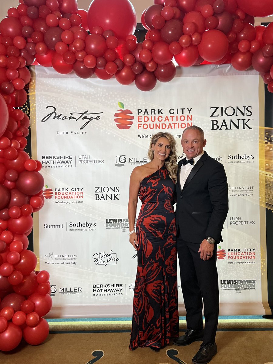 RED APPLE COMMITTEE
Thank you to the Red Apple Gala Committee; volunteers who work tirelessly to bring you Park City's favorite fall party! 
summitluxuryvacations.com
lnkd.in/gd7_4Se2
<a href="/pcef4kids/">PCEF</a> @montagedeervalley