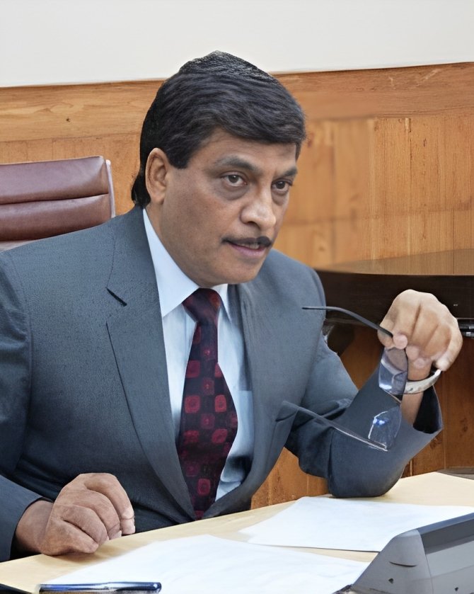 crusader2002's tweet photo. For transparency &amp; corruption free recruitment in J&amp;K UT. CS sir initiate #TechnicalInvestigation on all the exams conducted by aptech &amp; then declare the result of pending exams conducted by aptech.
LG @manojsinha_ sir's 5 mins of early network access in exams is a greater twist. https://t.co/QEUv1QC7KQ