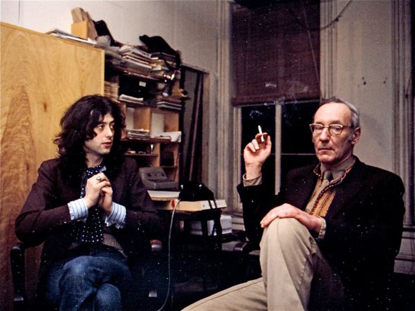 Jimmy Page knowing this would be no ordinary magazine interview. William S. Burroughs at a Led Zeppelin show. Classic 1975 piece from Crawdaddy: arthurmag.com/2007/12/05/wil… #LiteraturePosts #ledzeppelin #williamburroughs #beatgeneration #authors #rockandrollhistory #writers