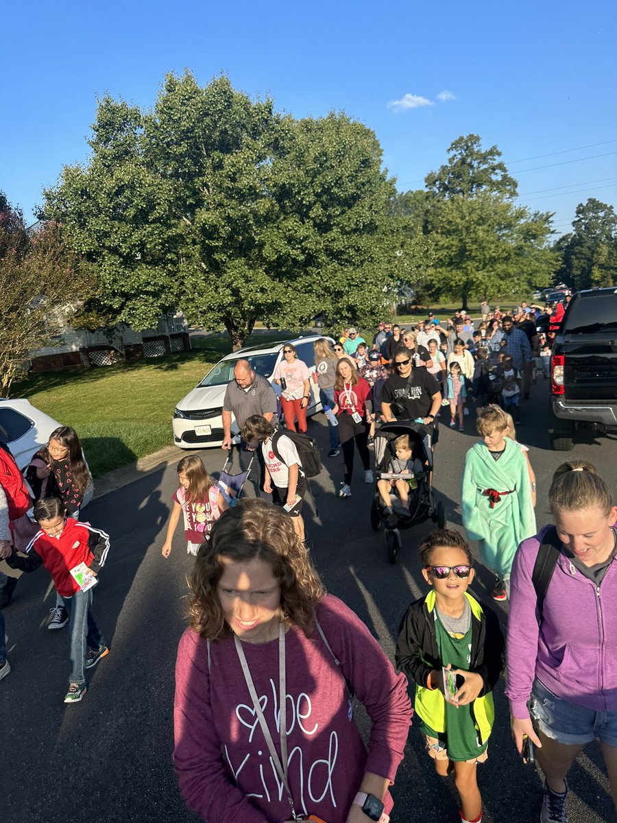 First walk to school day event for 2023!  #springrunfun @ccpsinfo