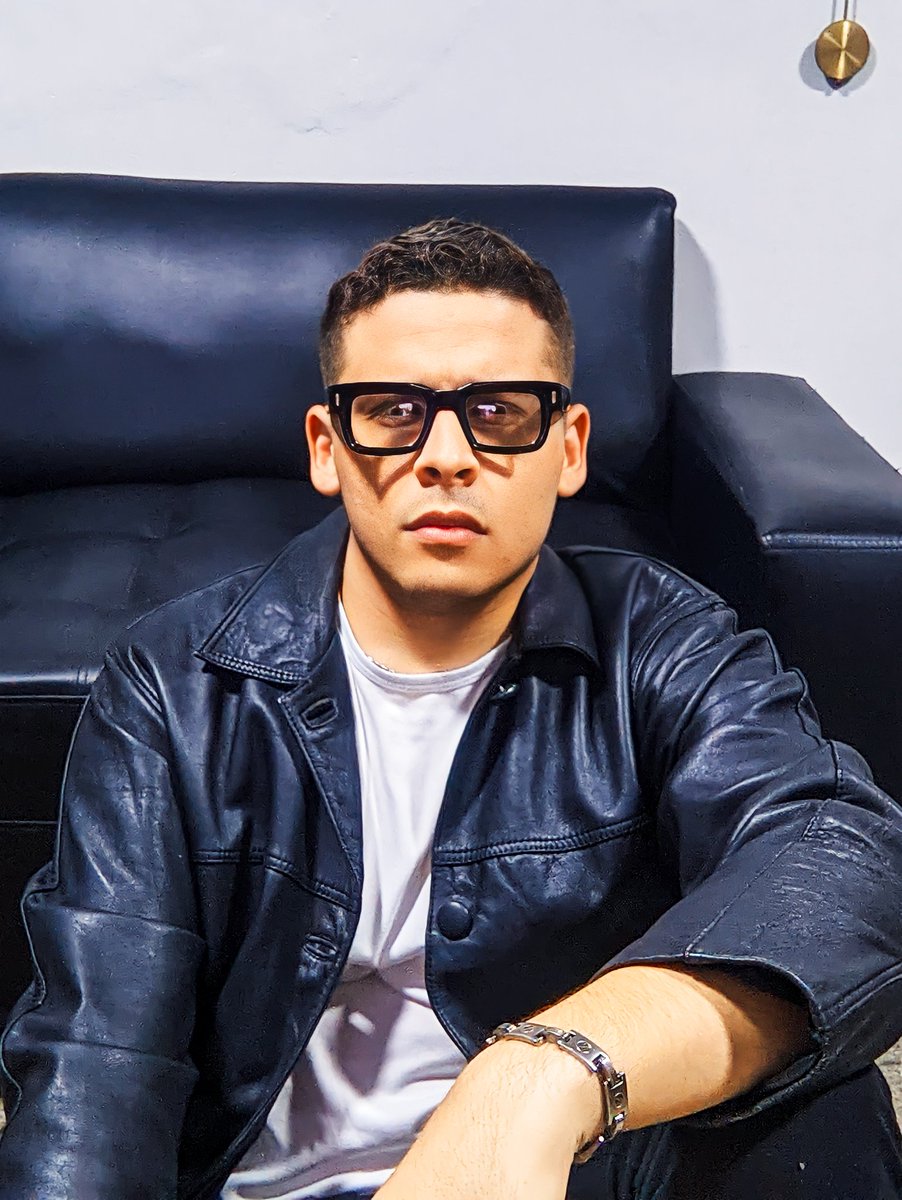 SoyJoseAMarcano's tweet photo. James Dean daydream look in his eyes. https://t.co/F0U6QFfg7F