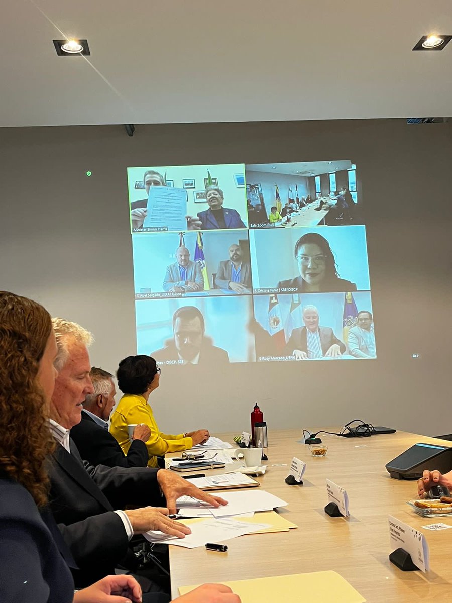 Esta mañana la Coordinadora del Consorcio Jalisco, la Mtra. Sandra Hernández participó en en el Acto Protocolario de firma del Memorándum de Entendimiento entre la Secretaría de <a href="/InnovacionJal/">Secretaría de Innovación, Ciencia y Tecnología</a> y el Ministerio de Educación Superior de Irlanda. 🇮🇪🇲🇽

🌐 jalisco.gob.mx/prensa/noticia…