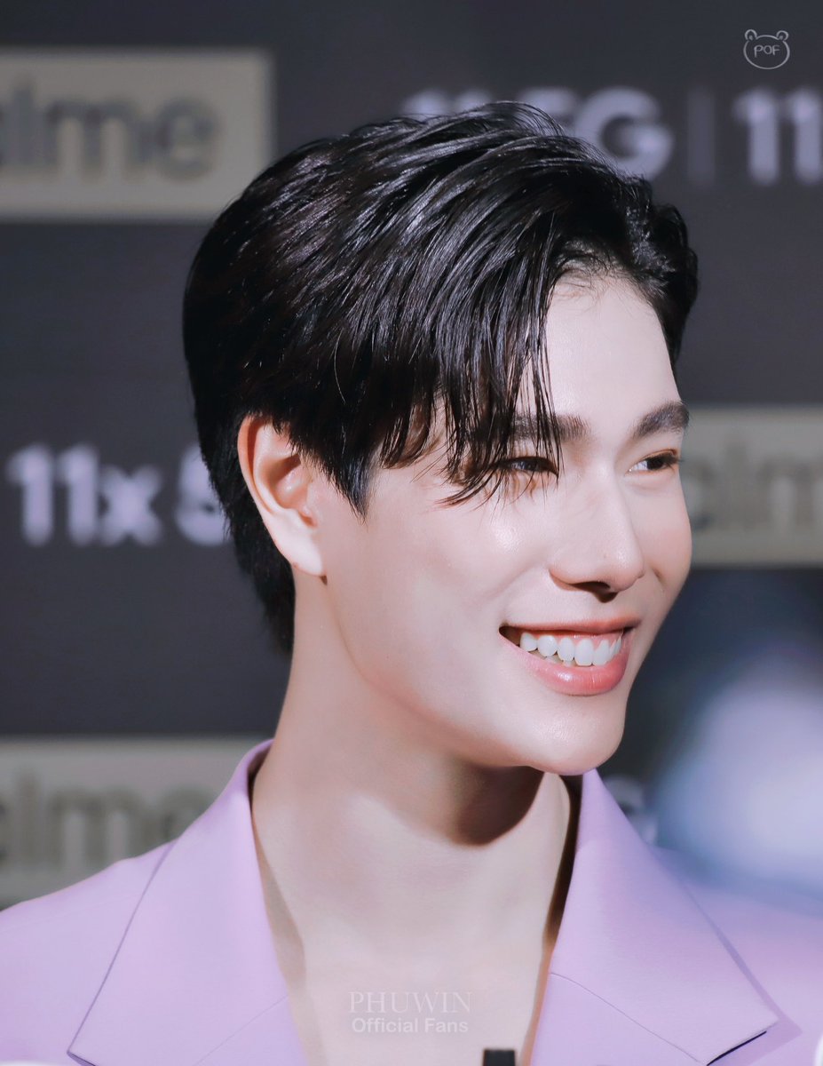 PhuwinOfficial's tweet photo. 𝙃𝙖𝙥𝙥𝙮 𝙏𝙝𝙪𝙧𝙨𝙙𝙖𝙮 ♡

May your day be full of success and take good care of yourself throughout the day 🫶🏻

❥𝙃𝙖𝙫𝙚 𝙖 𝙣𝙞𝙘𝙚 𝙙𝙖𝙮 @phuwintang🤍

#WhatANiceDayPhuwin
#phuwintang
#winniethephu https://t.co/ocbF4TAHZn