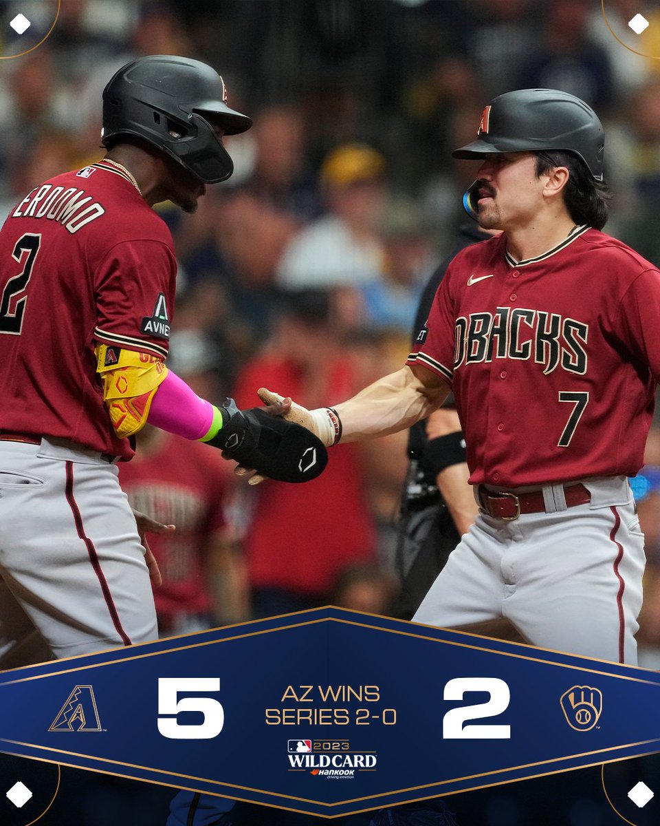 MLB's tweet photo. Chaos embraced. #Postseason https://t.co/uWmXfwxJbp