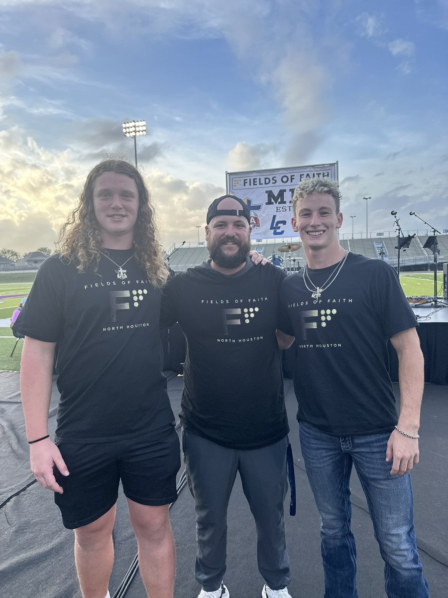 coach larsen ✟ tweet media