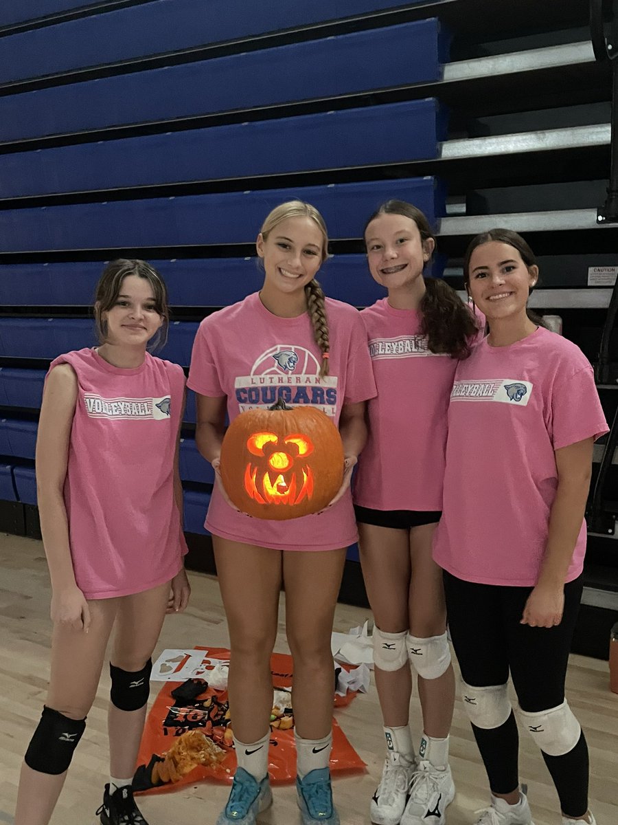 Team Building with pumpkins and a mixed team tournament!