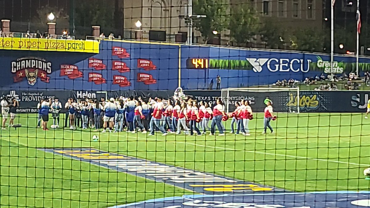 The_Law_Teacher's tweet photo. When your student ask you to show up...
You show up...

#ThisIsLIBERTAS 

#TheStandardIsHigh 

@americas_band @Americas_HS #Flags @Ahs_Libertas #BetterTogether https://t.co/yNlddMsbCd