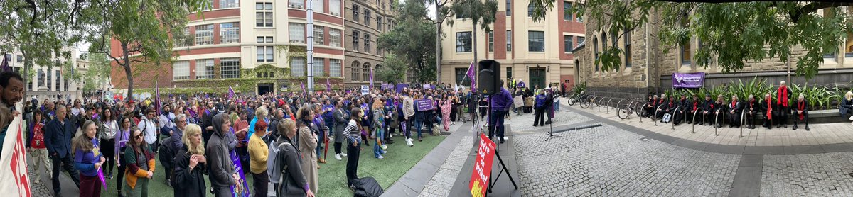 NTEUVictoria's tweet photo. BIG crowd at RMIT today for @NTEU_RMIT and @NTEUUniMelb branch strikes &amp; combined rally
#UniMelbstrikes
#RMITstrikes
#NTEUvicstrikes https://t.co/A3GgfjK7GR