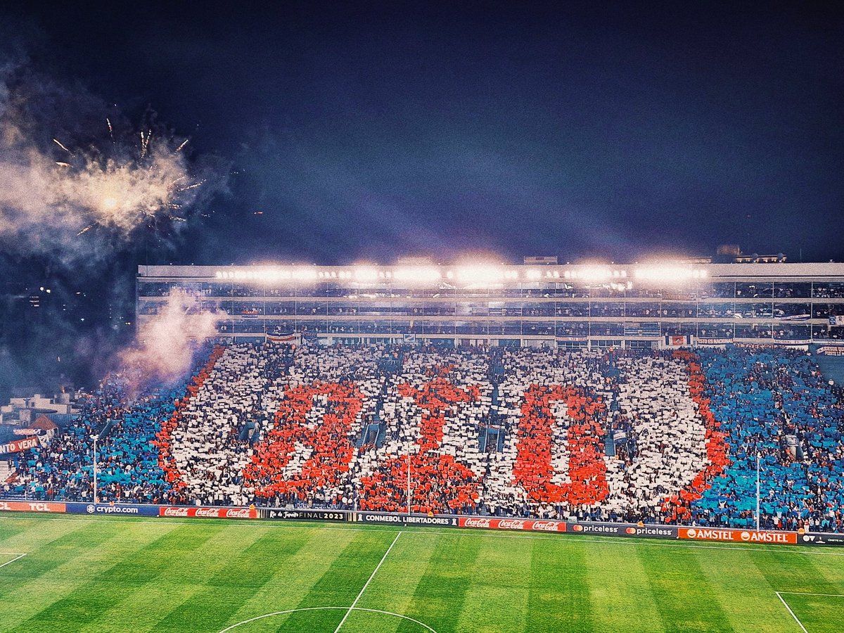 Aguante <a href="/Nacional/">Nacional</a> , los jugadores ESTÁN DE PASO.