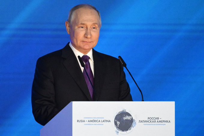 SomosRMNoticias's tweet image. Putin: Nuevo orden mundial más justo para la humanidad radiomiraflores.net.ve/putin-nuevo-or…

#SomosMayoríaDePaz #4Oct
#ChávezInvictoPorSiempre