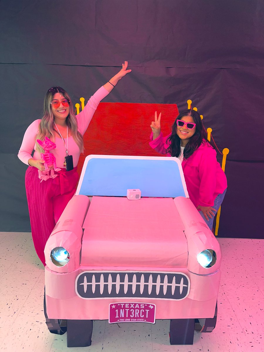 mathandcoffee's tweet photo. Barbie changed everything. Then, she changed it all again 💕💕💕 #CHSHOCOWEEK @ChannelviewHS https://t.co/bp8xeq6mKC