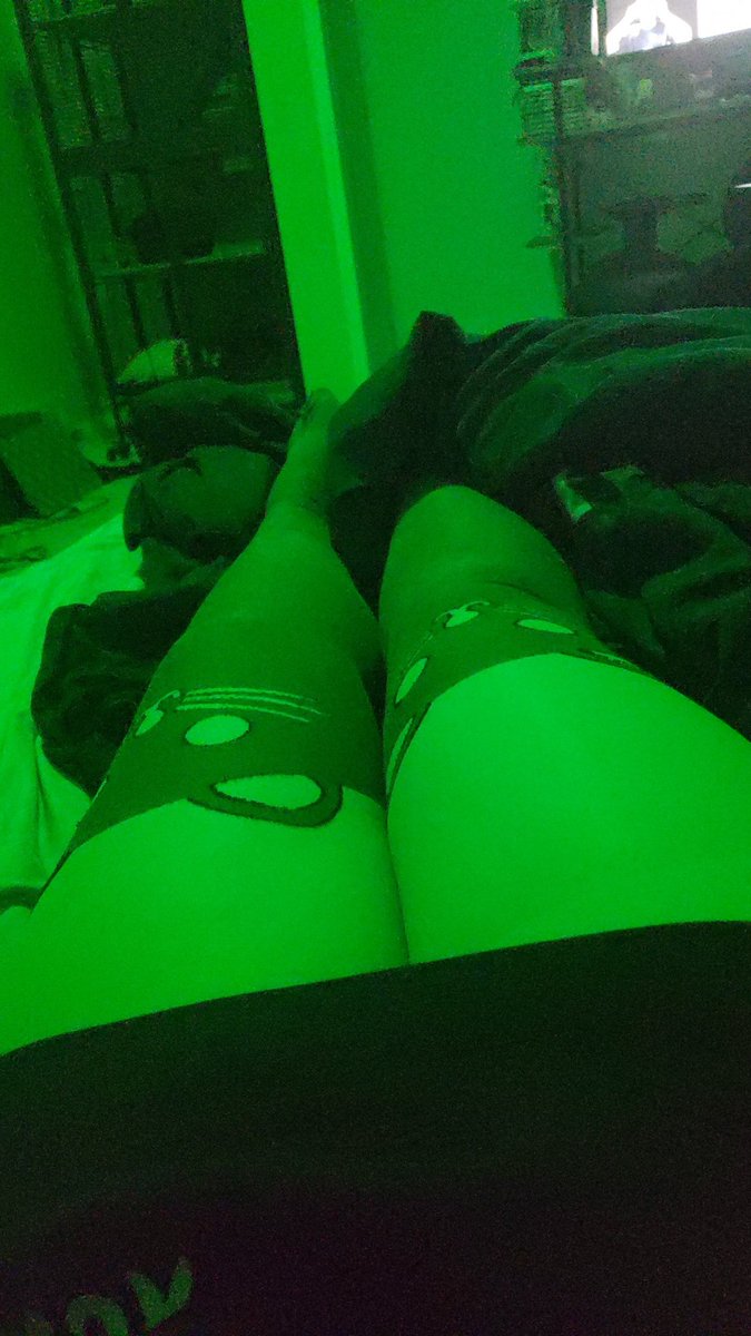Hunter127615's tweet photo. I need a bbc between my legs
#femboy #nsfwtw #Bbc #bnwo 
Dms open https://t.co/YxfoQqjpVF