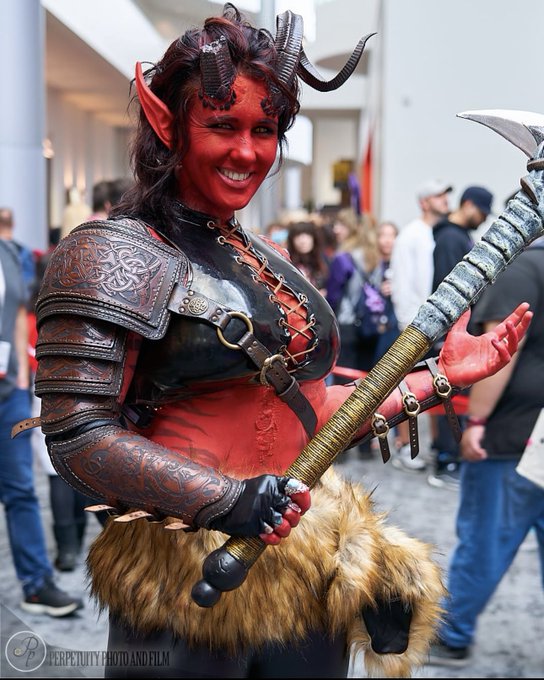 She is beauty, she is Grace, she will rage right in your face.  📸 Perpetuityphoto #karlach #karlachcosplay<a href="/tag/baldursgate3"class="tags"><span>#baldursgate3</span></a><a href="/tag/bg3"class="tags"><span>#bg3</span></a><a href="/tag/karlach"class="tags"><span>#karlach</span></a><a href="/tag/karlachcosplay"class="tags"><span>#karlachcosplay</span></a>