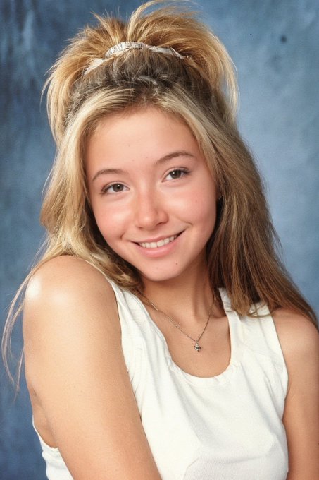 Sooo it took like 10 years but finally got those yearbook photos back 🤪 lots of phases went on https://t
