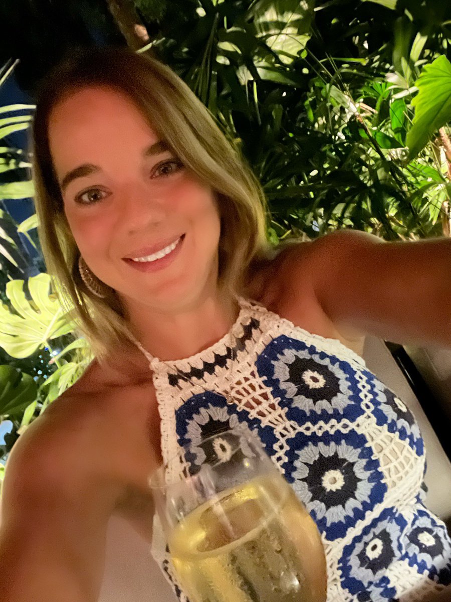 #Orilla #MiamiBeach <a href="/akaryq/">ANA KARINA QUINTERO</a>