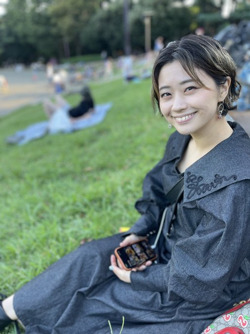 おひるえださーん！ 涼しくなったねー☺️💕 ライブ予約してくださった皆様ありがとう〜！！ 是非是非お会いできますように〜😆💕❤️ #えだライブ https://t.co/lIJcxyuOy4 https://t<a href="/tag/%E3%81%88%E3%81%A0%E3%83%A9%E3%82%A4%E3%83%96"class="tags">#えだライブ</a>
