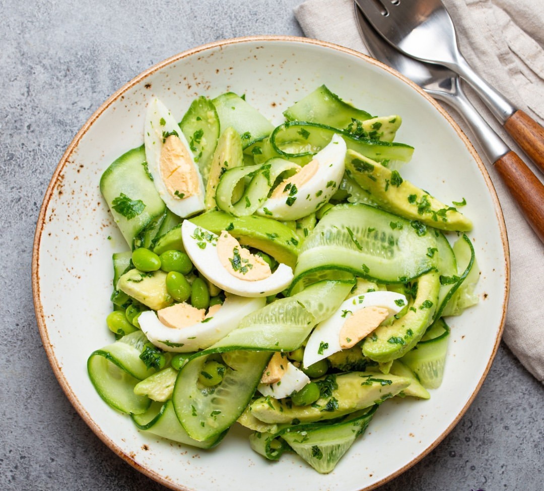 ketol0ve's tweet photo. Cucumber with avocado and boiled eggs 🥚 🥒😋 https://t.co/6i9eCZ82k4