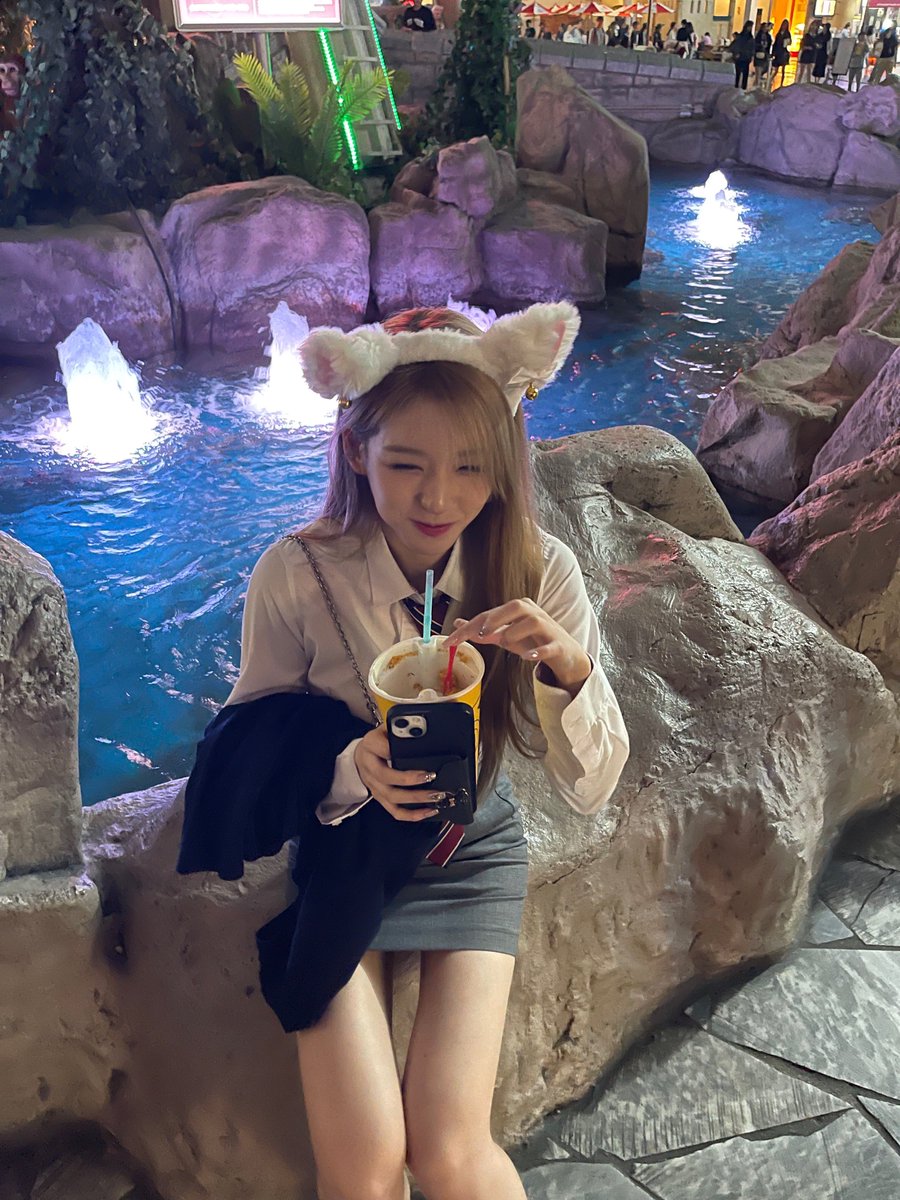 soodampics's tweet photo. #SOODAM weverse update https://t.co/mXDHUkD8Un