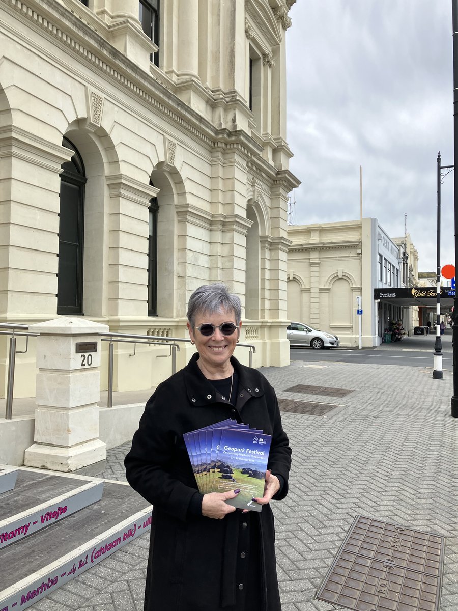 The Geopark Festival booklets are out! 📷 our amazing volunteer Cathy will be out and about in Ōamaru in the next couple of days to distribute those. 
For the full programme, visit whitestonegeopark.nz/post/geopark-f…