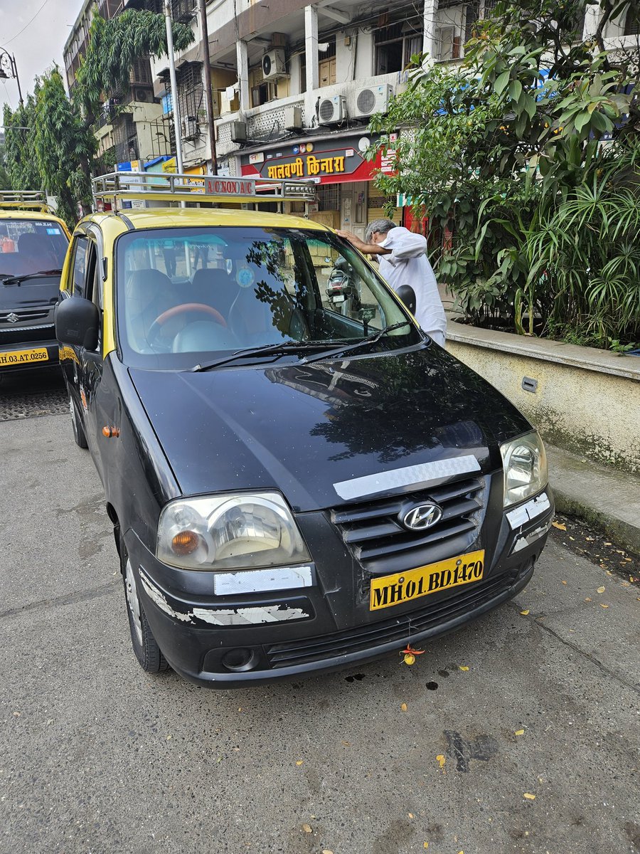 allanfern2000's tweet photo. @MumbaiPolice 
Please find the below taxi rejecting short trips.
Wanted to go from Dadar to Wadala, but they all have rejected trips. KINDLY TAKE ACTION.
@CPMumbaiPolice
@MTPHereToHelp @RaoShashank_ https://t.co/GqPBmoDlQQ