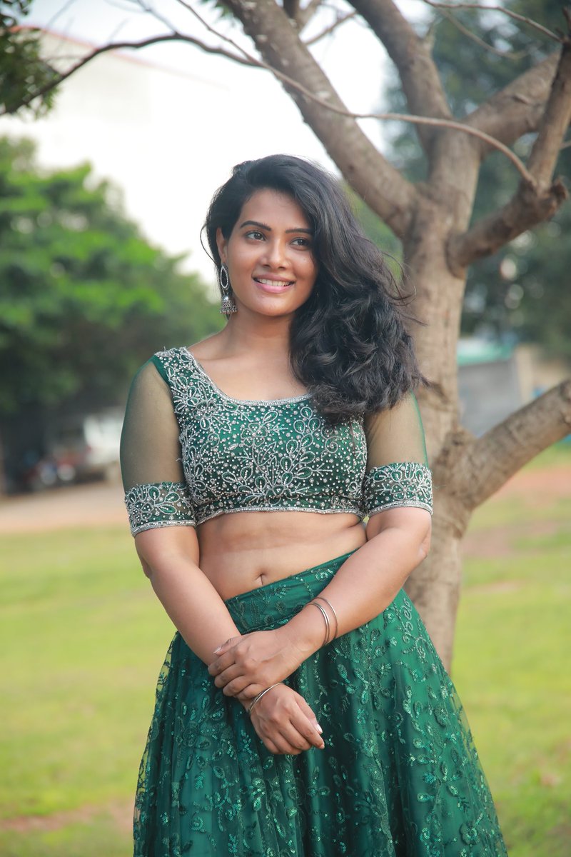 dhivya_dhurai's tweet photo. 💚 https://t.co/2yDUv6Ch4Q