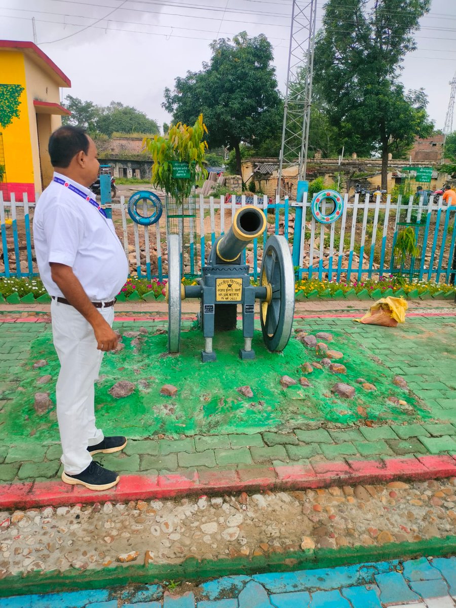 drmprayagrajnc's tweet photo. Beauty in Simplicity.
Happy to share few glimpses of exceptional results of Swachata Pakhwara attained by dedicated Staff of Bargarh Station. https://t.co/EXPOStoBje