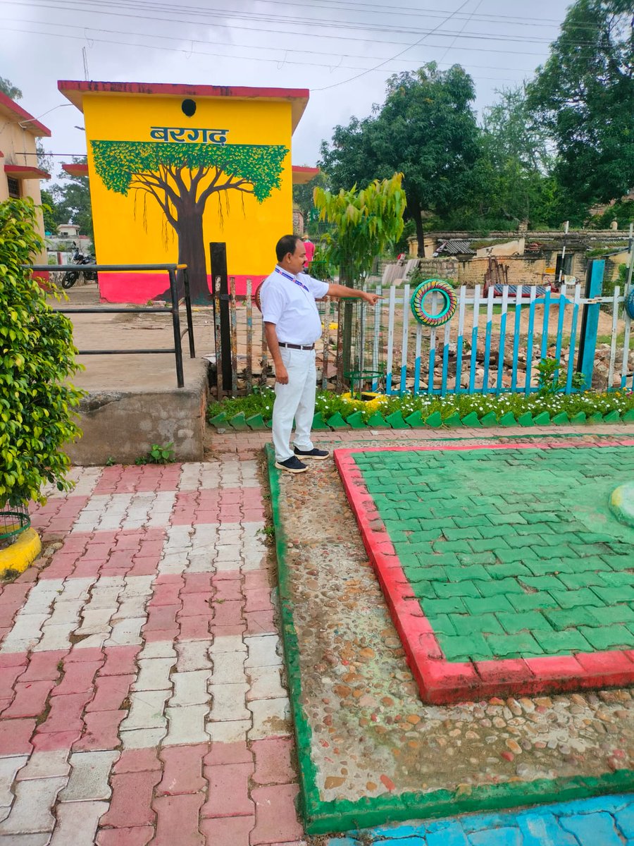 drmprayagrajnc's tweet photo. Beauty in Simplicity.
Happy to share few glimpses of exceptional results of Swachata Pakhwara attained by dedicated Staff of Bargarh Station. https://t.co/EXPOStoBje