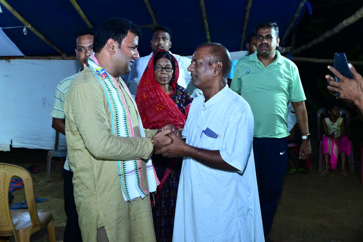 କଣାସ ବ୍ଲକ ଗଡ଼ସାହି ସମବାୟ ସମିତି ର ସମ୍ପାଦକ ସ୍ୱର୍ଗୀୟ √ କଳ୍ପତରୁ ରାଉତରାୟଙ୍କ ଏକାଦଶାହ ଉପଲକ୍ଷେ ତାଙ୍କ ସ୍ମୃତିଚାରଣ ସଭାରେ ଯୋଗଦାନ କରୀ ଗଭୀର ଶ୍ରଦ୍ଧାଞ୍ଜଳି ଅର୍ପଣ କରିଲି ll

ମୋ ସହିତ ମୋ ବଡ ଭଉଣୀ କଣାସ ୫ ନମ୍ବର ଜୋନ୍ ର ଜିଲ୍ଲା ପରିଷଦ ସଭ୍ୟା ଶ୍ରୀମତି ଲତାମଣି ଜଗଦେବ ଓ ସରପଞ୍ଚ, ସମିତି ସଭ୍ୟ ଯୋଗୋଦାନ କରିଥିଲେ ll
