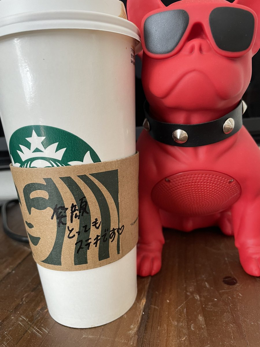 musanlemon's tweet photo. おばちゃん、そんなに行かないけど
凄い素敵な接客をしてくれてありがとう。
おかげで笑顔になれました😊

#なんかありがとう
#素敵な接客
#スターバックス中島店 https://t.co/gFyGchS1B4
