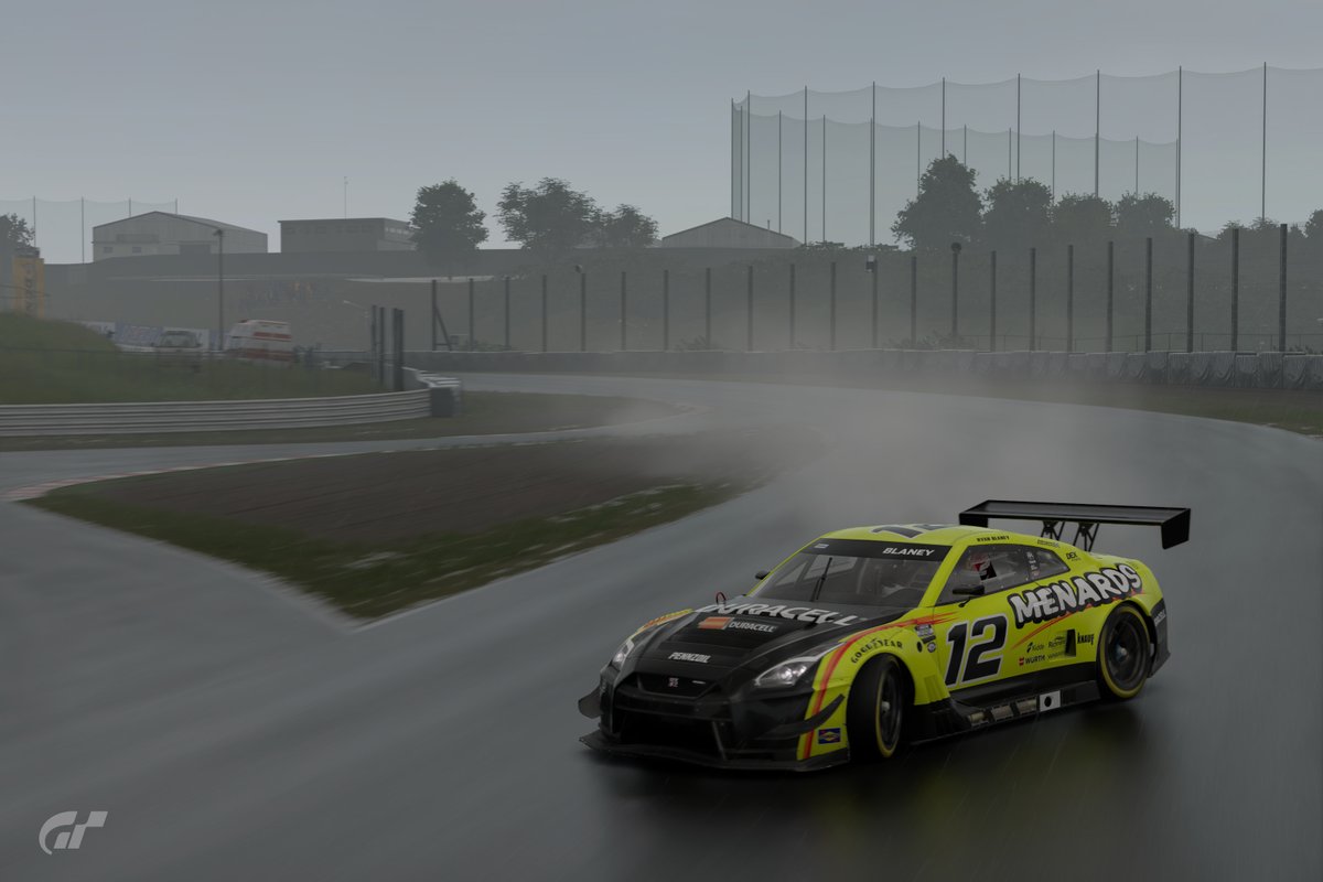 EpicChickens1's tweet photo. P1 and got win #3 on the season. @UGLFerrari partnered up with Nissan to make a fast GT-R around Suzuka.

Was able to navigate treacherous conditions at the end when the rain started to fall. Onto the Red Bull Ring next! https://t.co/lajkljRZjT