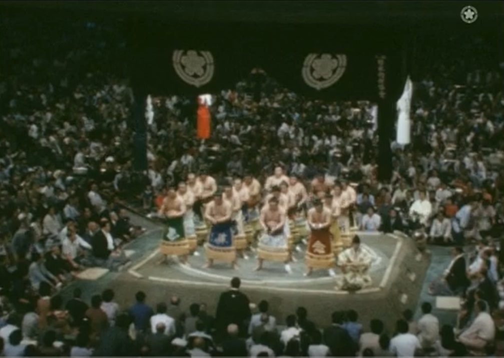 アーカイブ場所】 昭和57年九月場所四日目 天覧相撲。御前掛かりの