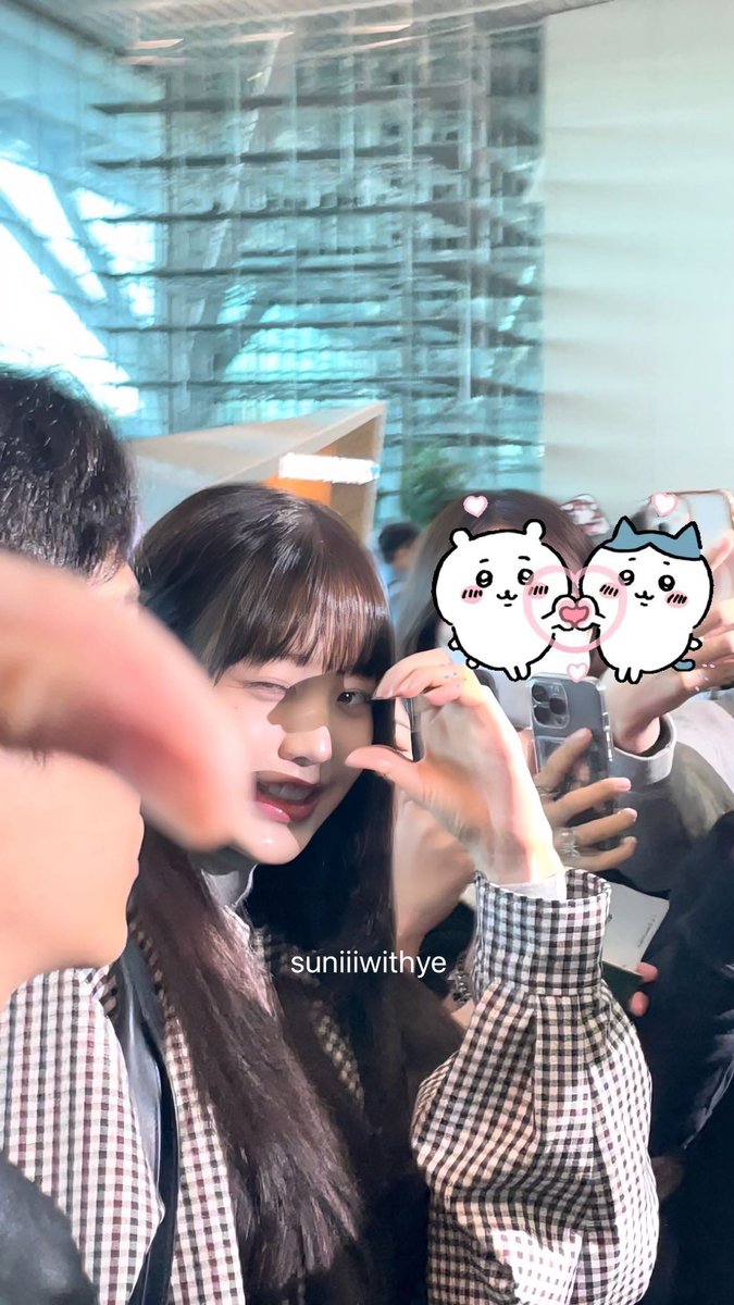 Accept wonyoung’s love!💕💕

#wonyoung #장원영 #원영 #ive #IVE  #아이브